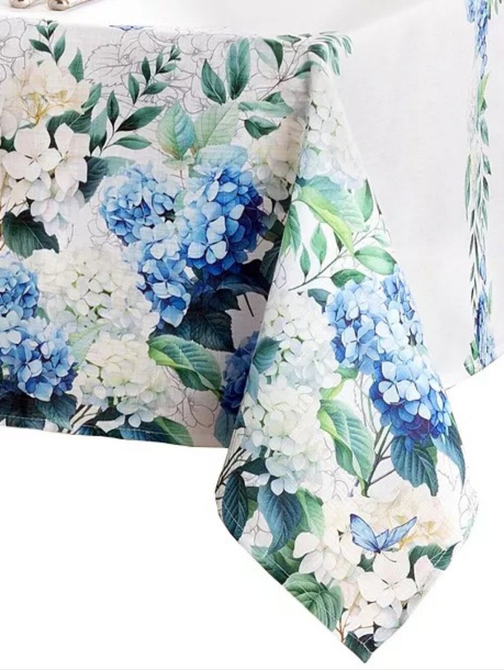 Elrene Home Fashions Hydrangea Bloom Floral Double Border Tablecloth  Multi  60